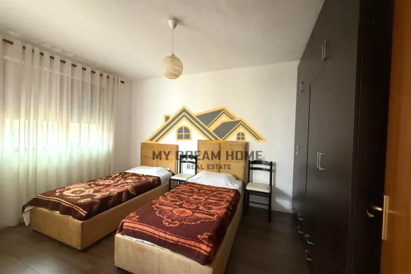 Shtepi me qera Apartament ne Durres, 1+1, Mobilimi E mobiluar, Pagesa 450  Euro.