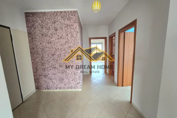 Apartment for sale in Durres 2+1, In Part