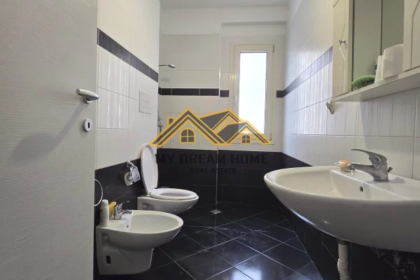 Apartment for sale in Durres 3+1, In Part