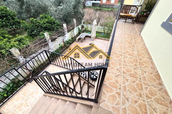 Shtepi ne shitje 7+1 ne Durres - 219,000 Euro