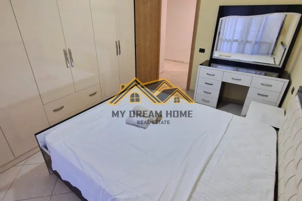 Shtepi ne shitje Apartament ne Durres, 2+1, Mobilimi E mobiluar, Pagesa 146,000  Euro.