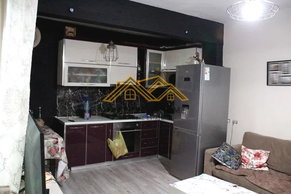 Shtepi ne shitje Shtepi Private ne Durres, 2+1, Mobilimi E mobiluar, Pagesa 78,000  Euro.