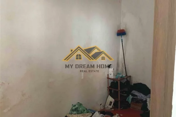 Shtepi ne shitje Shtepi Private ne Durres, 2+1, Mobilimi Pjeserisht e mobiluar, Pagesa 110,000  Euro.