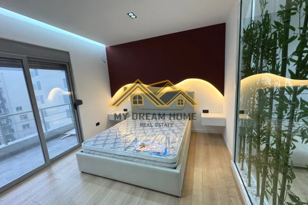 Shtepi ne shitje Apartament ne Durres, 1+1, Mobilimi E mobiluar, Pagesa 105,000  Euro.