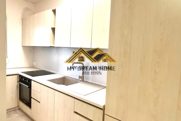 Shtepi ne shitje Apartament ne Durres, 3+1, Mobilimi E mobiluar, Pagesa 220,000  Euro.