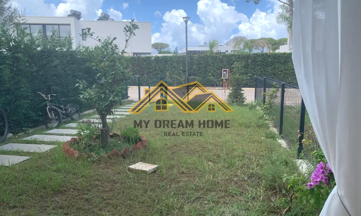 Shtepi ne shitje Apartament ne Durres, 2+1, Mobilimi E mobiluar, Pagesa 315,000  Euro.