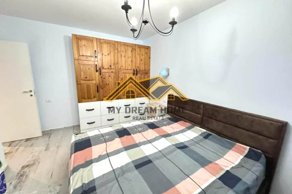 Shtepi ne shitje Apartament ne Durres, 2+1, Mobilimi E mobiluar, Pagesa 315,000  Euro.