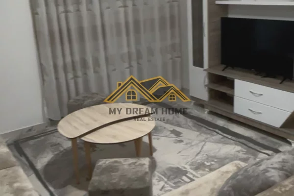 Shtepi me qera Apartament ne Durres, 2+1, Mobilimi E mobiluar, Pagesa 400  Euro.