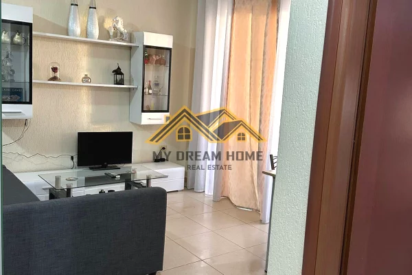 Appartamento in affitto a Durazzo 1+1, Arredato