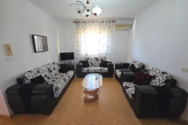 Shtepi ne shitje 2+1 ne Durres - 95,000 Euro