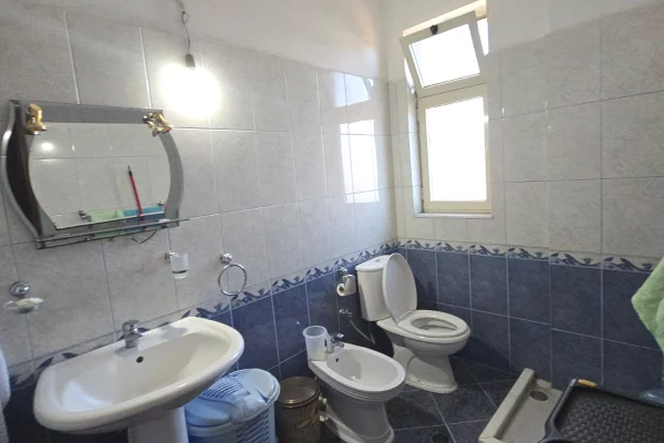 Shtepi ne shitje 2+1 ne Durres - 95,000 Euro