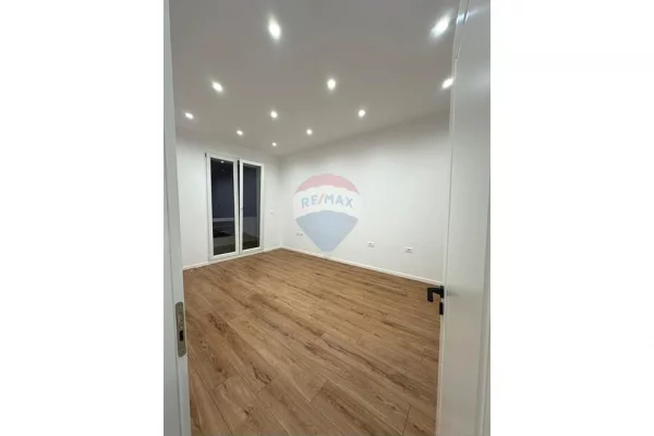 Shtepi ne shitje 2+1 ne Tirane - 168,000 Euro