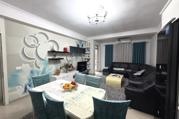 Shtepi ne shitje 2+1 ne Tirane - 130,000 Euro