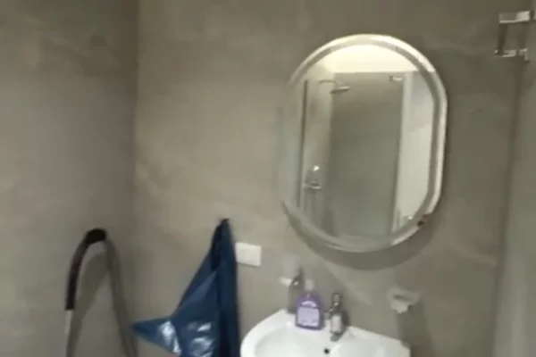 Shtepi me qera Apartament ne Tirane, 2+1, Mobilimi E mobiluar, Pagesa 800  Euro.