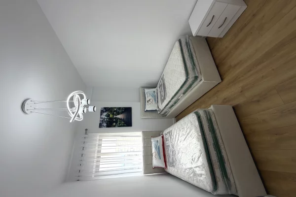 Shtepi ne shitje Apartament ne Tirane, 2+1, Mobilimi E mobiluar, Pagesa 155,000  Euro.