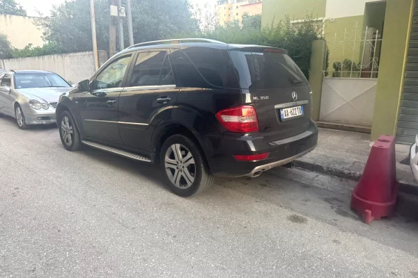 Cars for sale in Fier - 8,500 Euro