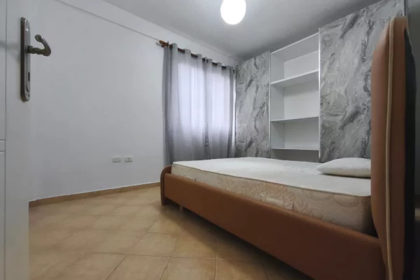 Shtepi me qera 1+1 ne Tirane - 400 Euro