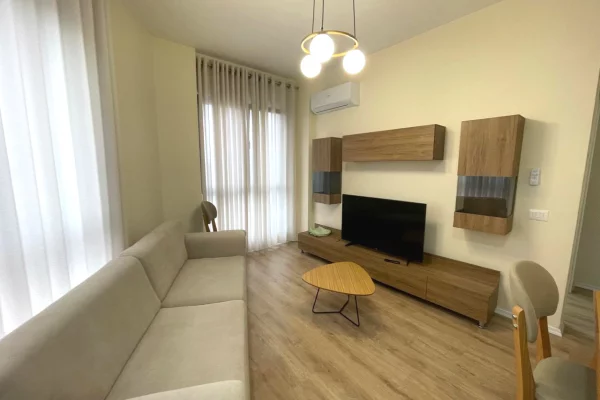 Shtepi me qera Apartament ne Tirane, 1+1, Mobilimi E mobiluar, Pagesa 60,000  Leke.