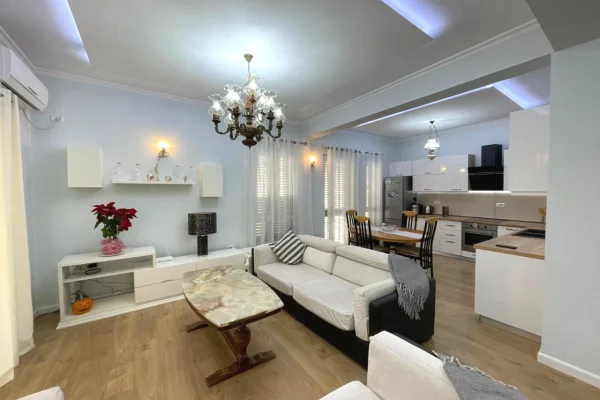 House for Rent 2+1 in Tirana - 950 Euro