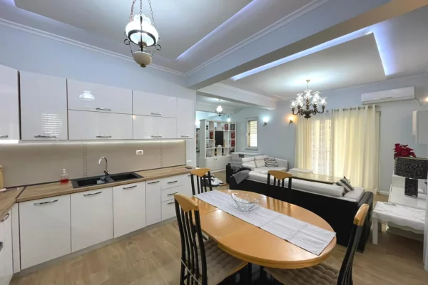 House for Rent 2+1 in Tirana - 950 Euro