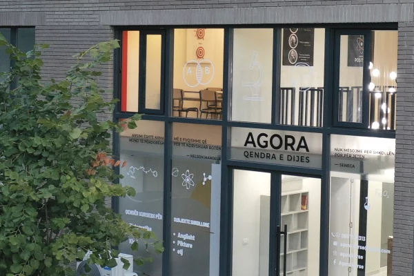 Njoftime Pune Mesues per gjuhet e huaja