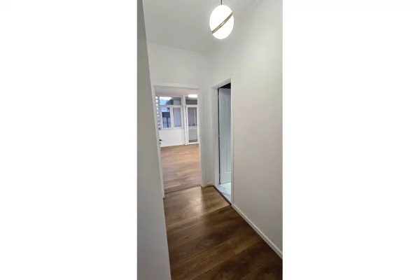 Shtepi ne shitje Apartament ne Tirane, 2+1, Mobilimi E mobiluar, Pagesa 218,000  Euro.