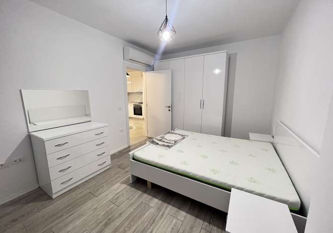 Shtepi me qera Apartament ne Tirane, 1+1, Mobilimi E mobiluar, Pagesa 400  Euro.
