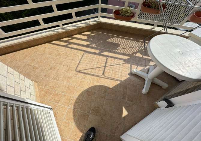 Shtepi me qera Apartament ne Tirane, 1+1, Mobilimi E mobiluar, Pagesa 550  Euro.