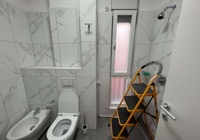 Shtepi me qera Apartament ne Tirane, 1+1, Mobilimi E mobiluar, Pagesa 600  Euro.