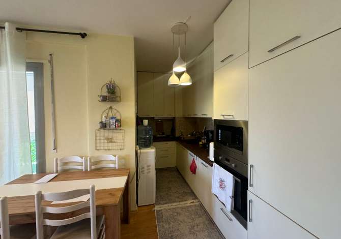 Shtepi ne shitje 2+1 ne Tirane - 170,000 Euro