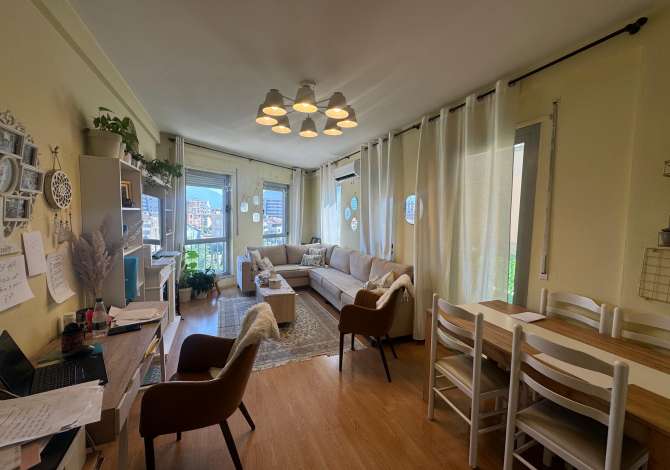 Shtepi ne shitje 2+1 ne Tirane - 170,000 Euro
