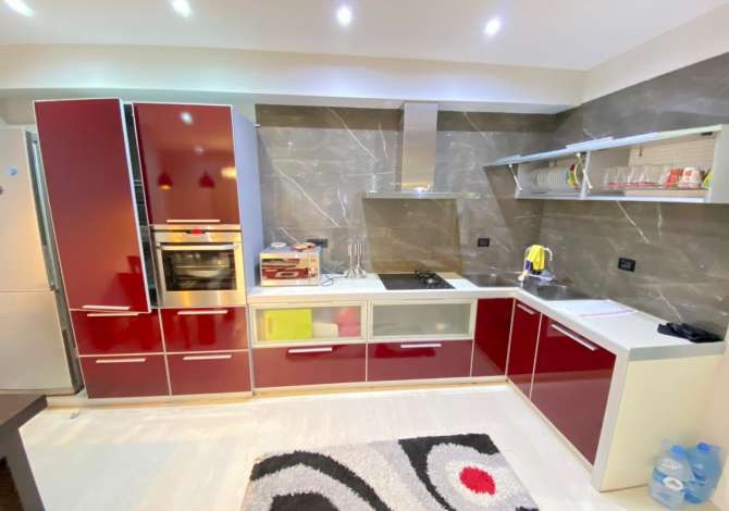 Shtepi me qera 2+1 ne Tirane - 550 Euro