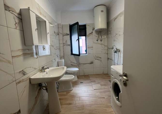 Shtepi ne shitje Apartament ne Tirane, 1+1, Mobilimi E mobiluar, Pagesa 131,000  Euro.