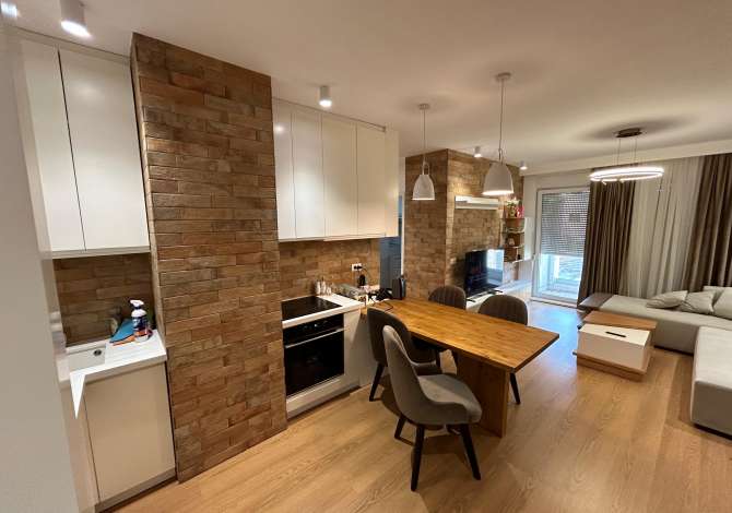 Shtepi me qera 2+1 ne Tirane - 600 Euro