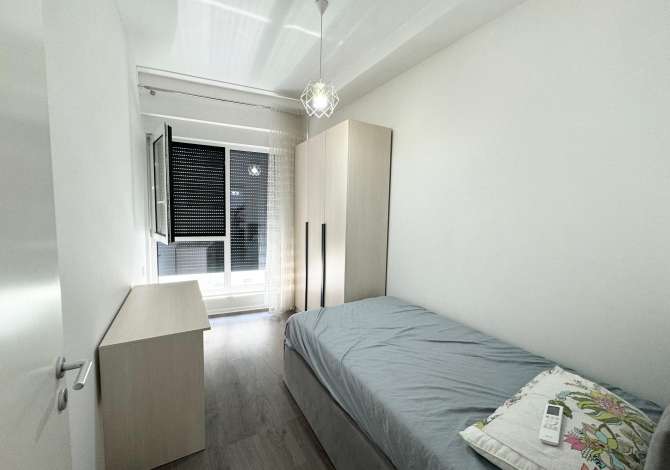 Shtepi me qera Apartament ne Tirane, 2+1, Mobilimi E mobiluar, Pagesa 700  Euro.