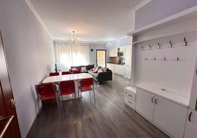 Casa in affitto 3+1 a Tirana - 1,000 Euro