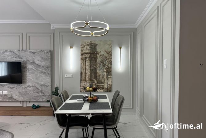 Shtepi me qera 2+1 ne Tirane - 2,000 Euro