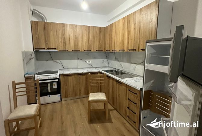 Shtepi me qera 2+1 ne Tirane - 500 Euro