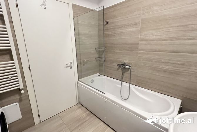 Shtepi me qera Apartament ne Tirane, 2+1, Mobilimi E mobiluar, Pagesa 1,100  Euro.