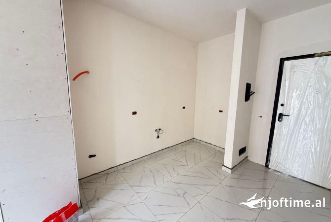 Shtepi ne shitje 1+1 ne Tirane - 80,000 Euro
