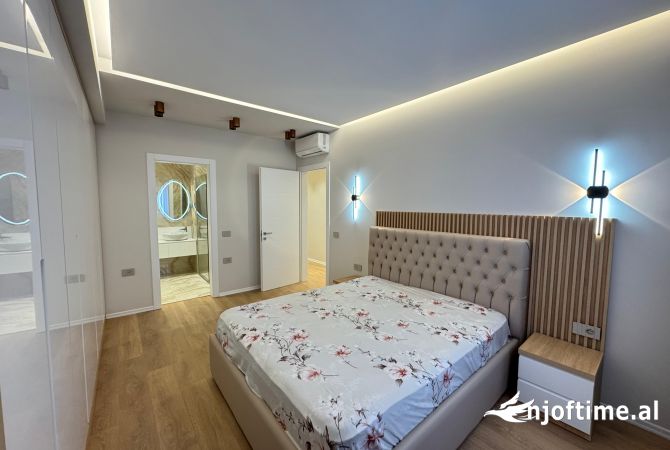 Shtepi me qera 2+1 ne Tirane - 1,200 Euro