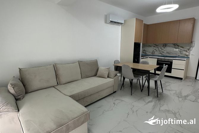 Shtepi me qera 1+1 ne Tirane - 450 Euro