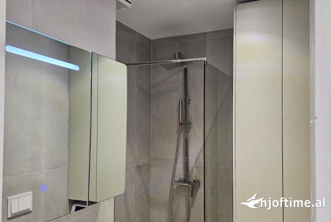 Shtepi me qera Apartament ne Tirane, Garsoniere, Mobilimi E mobiluar, Pagesa 37,000  Leke.