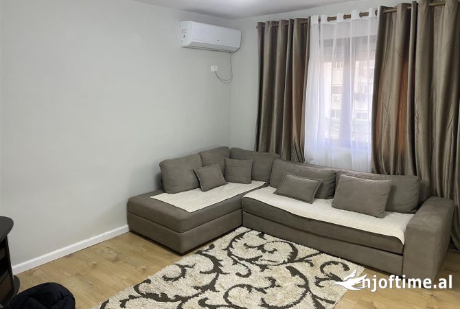 Shtepi me qera 1+1 ne Tirane - 55,000 Leke