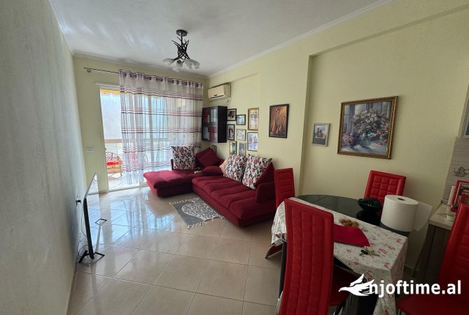 Shtepi ne shitje 1+1 ne Tirane - 90,000 Euro