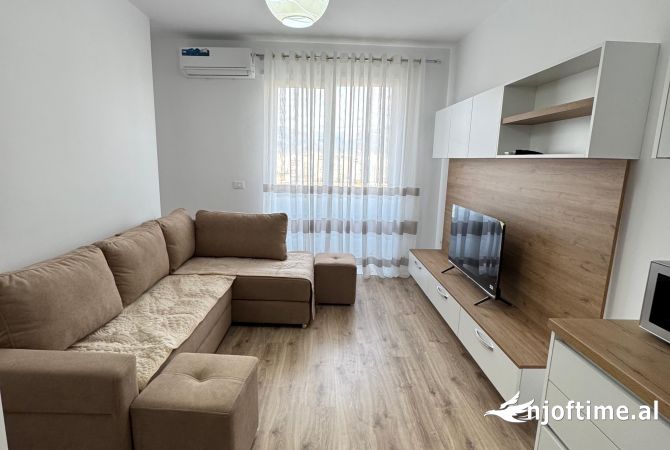 Shtepi me qera 1+1 ne Tirane - 50,000 Leke