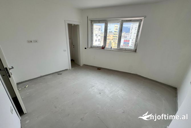 Shtepi me qera 2+1 ne Tirane - 650 Euro