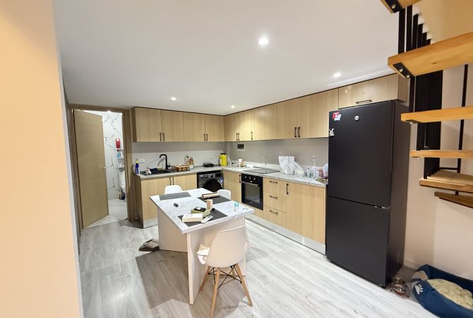 Shtepi me qera 2+1 ne Tirane - 700 Euro