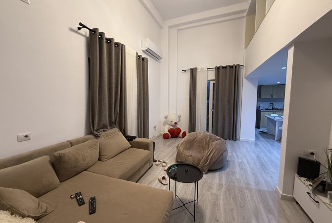 Shtepi me qera 2+1 ne Tirane - 700 Euro
