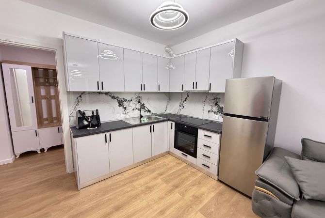 Shtepi me qera 2+1 ne Tirane - 650 Euro